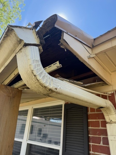 Metal Roof Storm Damage Repair in Bentonville, AR: Before & After Restoration