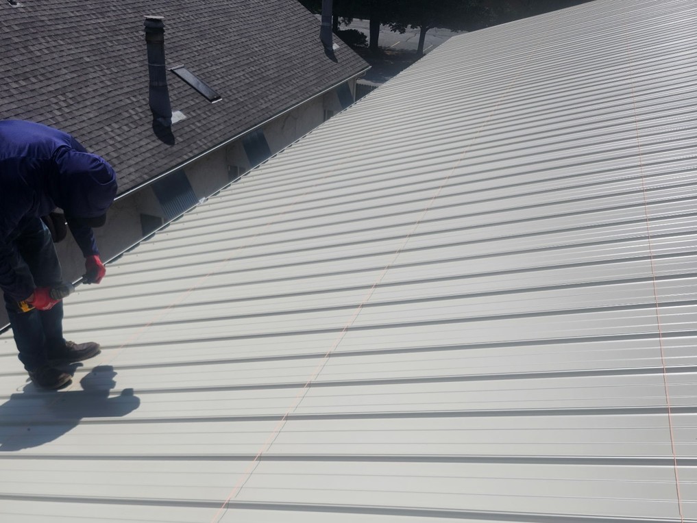 Metal Roof Installation Fayetteville AR Apartment Building